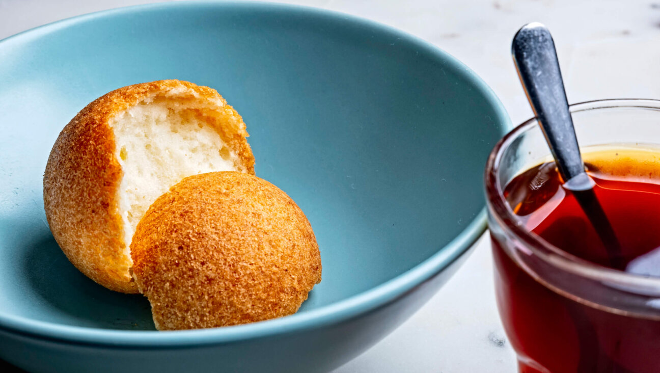 Buñuelos: a tasty treat for all winter holidays!