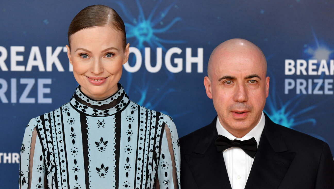Julia Milner and Yuri Milner attend the 2020 Breakthrough Prize Red Carpet at NASA Ames Research Center in Mountain View, California, Nov. 3, 2019. (Ian Tuttle/Getty Images for Breakthrough Prize)