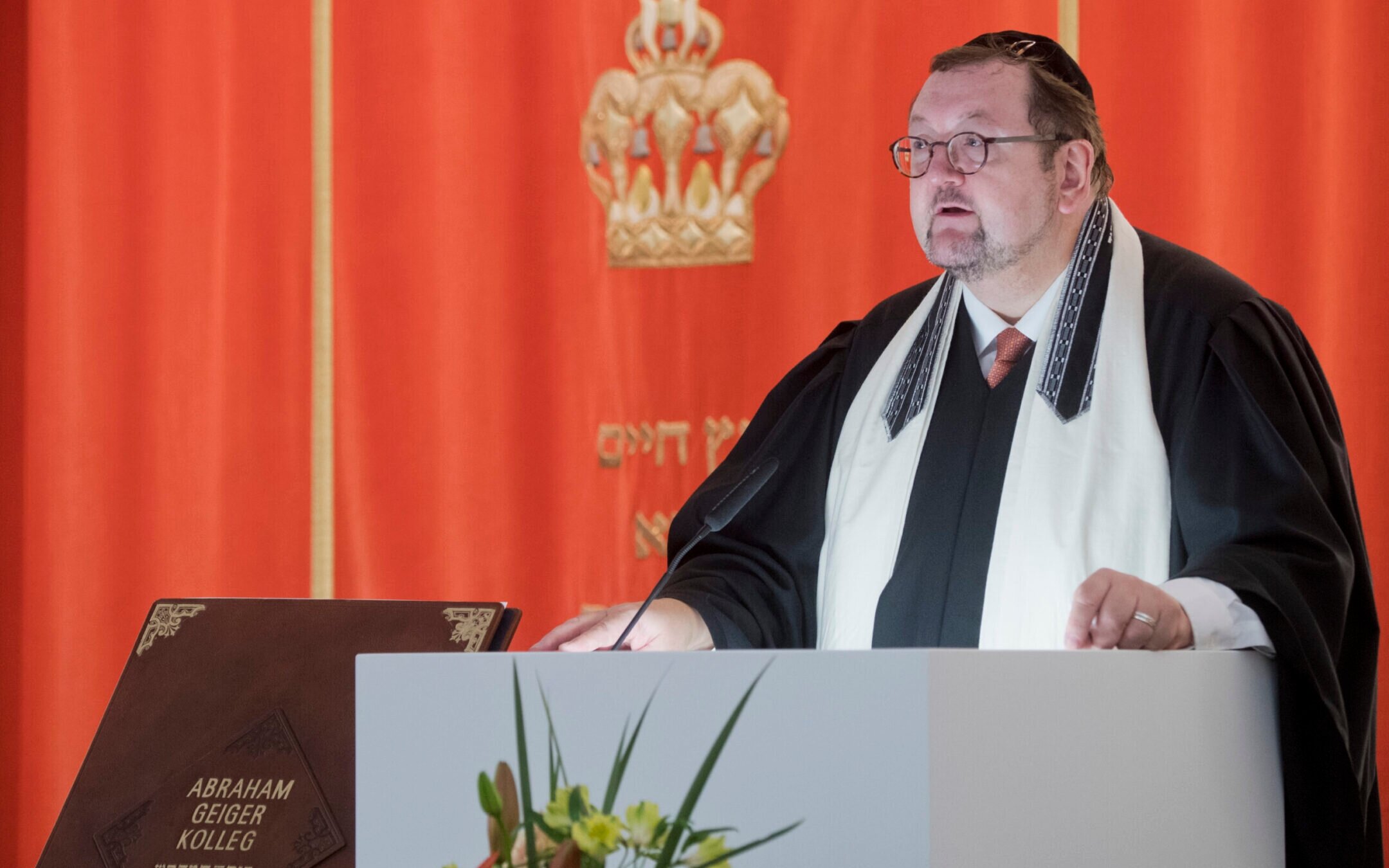 Rabbi Walter Homolka, rector of the Abraham Geiger College, in the Liberal Jewish community’s synagogue in Hanover, Germany in December 2016. (Julian Stratenschulte/picture alliance via Getty Images)