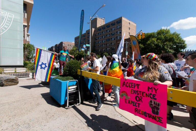 Judge: Yeshiva University Must Recognize LGBTQ Club – The Forward