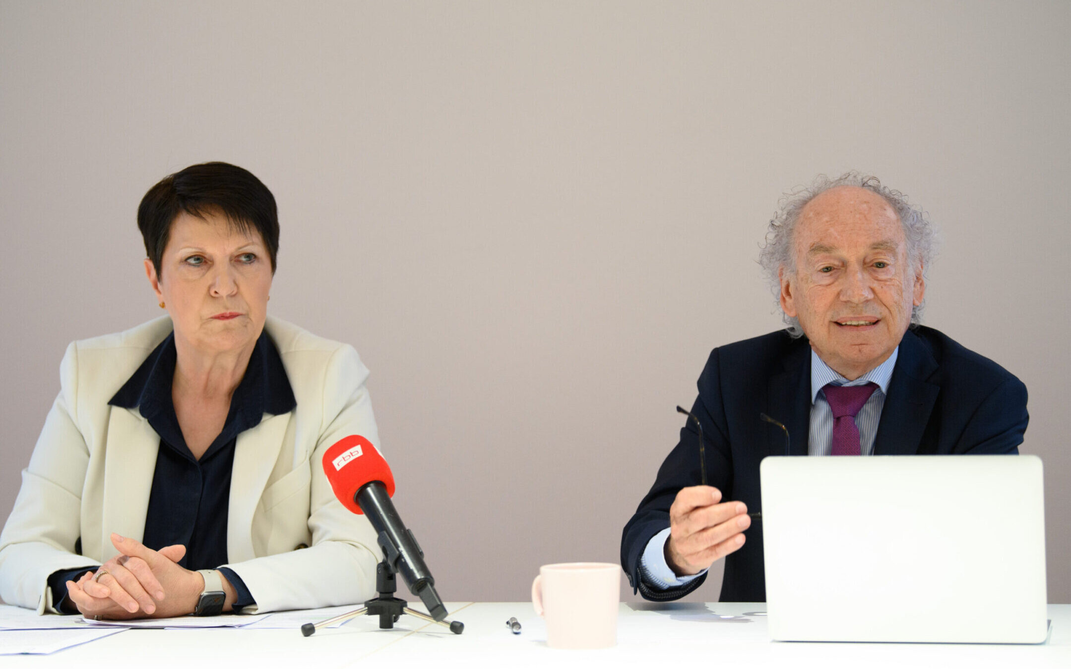 Attorney Gabriele Thöne, interim director of the Abraham Geiger College and former state secretary, and attorney Micha Guttmann, photographed during a press conference about allegations of sexual harassment against the director of the college, in Potsdam, Germany, June 1, 2022. (Soeren Stache/picture alliance via Getty Images)