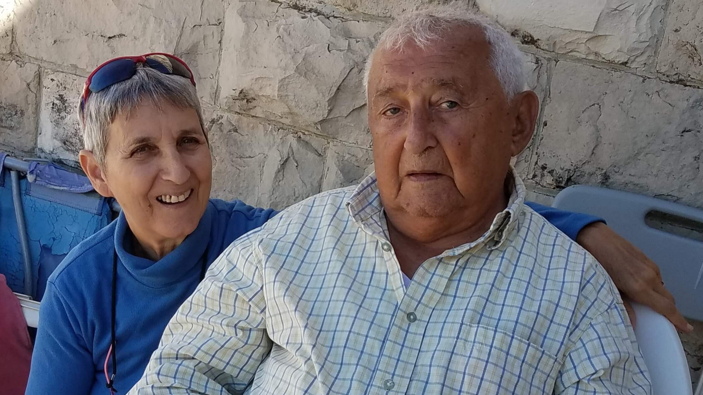 Eva Rockman (left) with her father, Moniek (Moshe) Shaibe, one year before he died, in Jerusalem