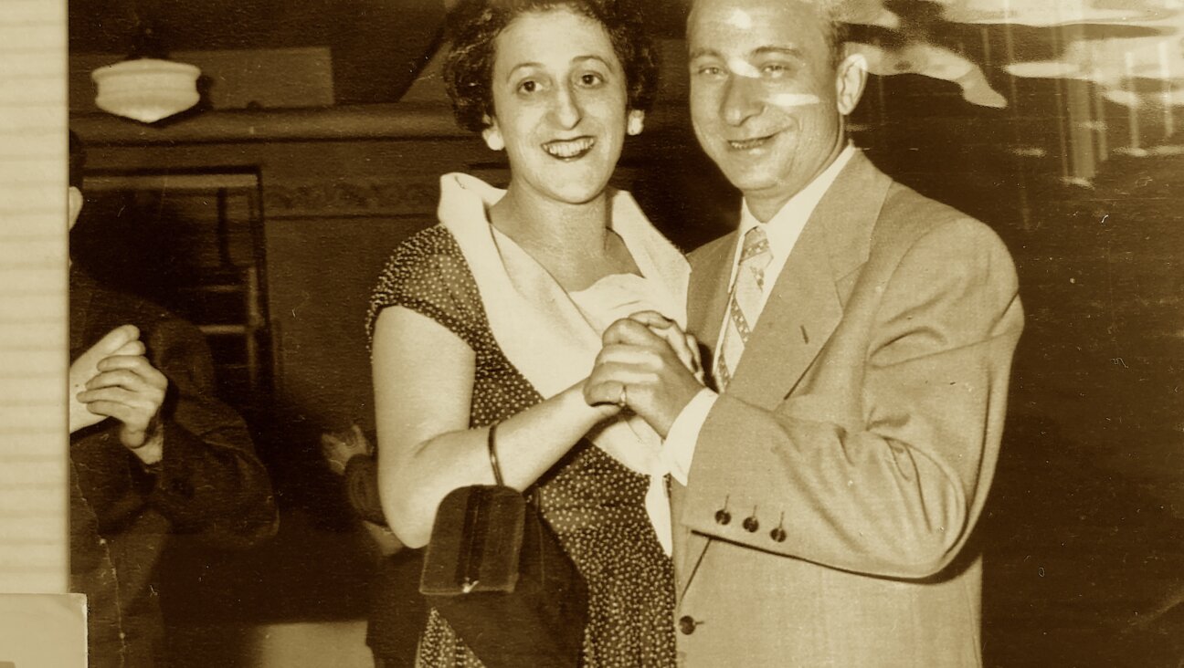 The author's parents, Feygeh Leah and Yidl Moishe Rosenblum in Montreal (circa 1962)