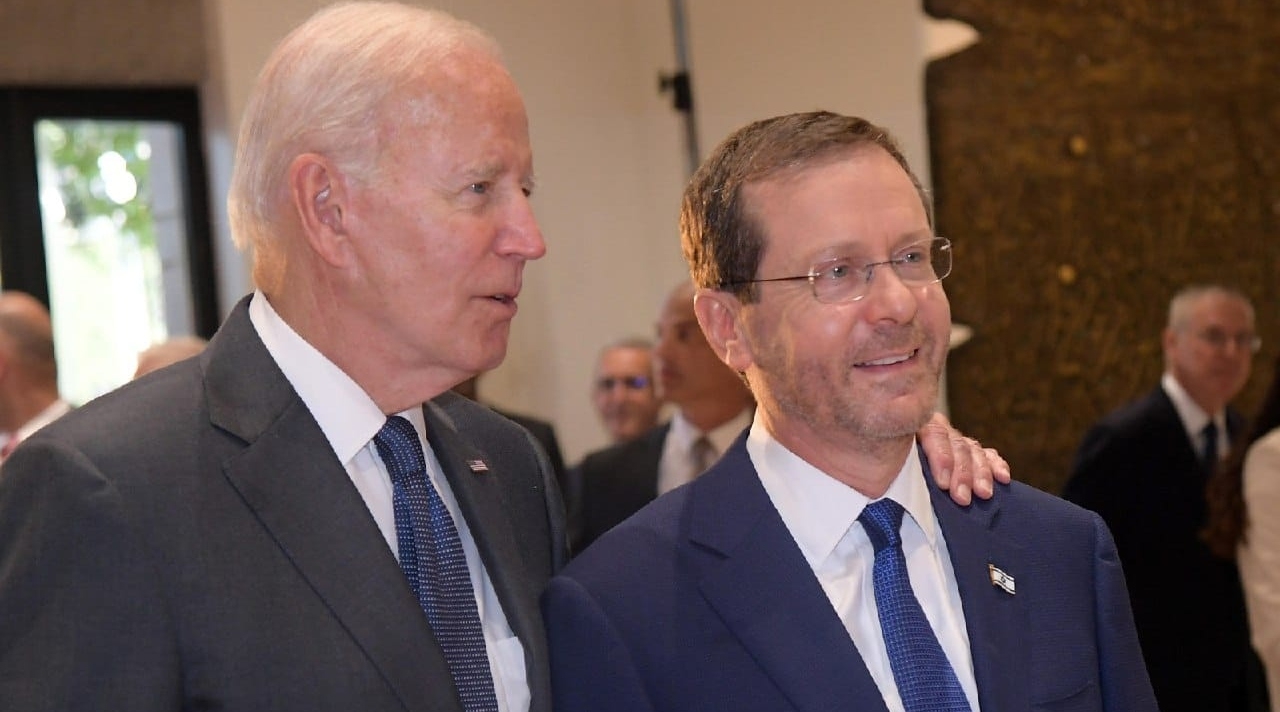 US President Joe Biden and Israeli President Isaac Herzog at the president’s residence in Jerusalem, July 14, 2022. (Haim Zach, Israel Government Press Office)