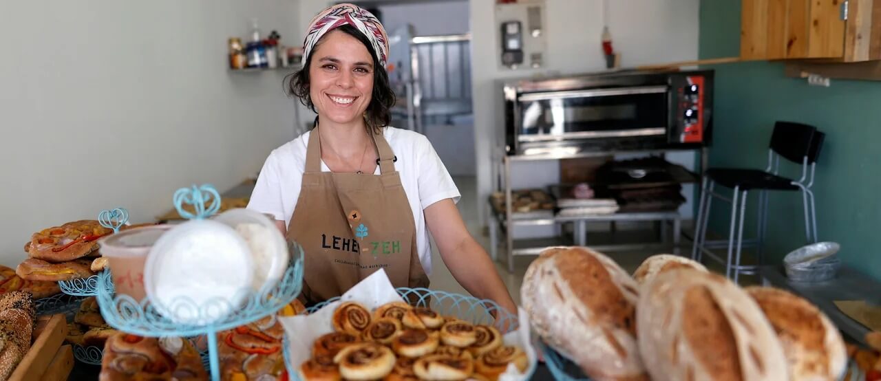 Ariel Pollock Star launched a social entrepreneurial project, which offers 'workshops, stories and goods centered on traditional breads from diverse cultures.'