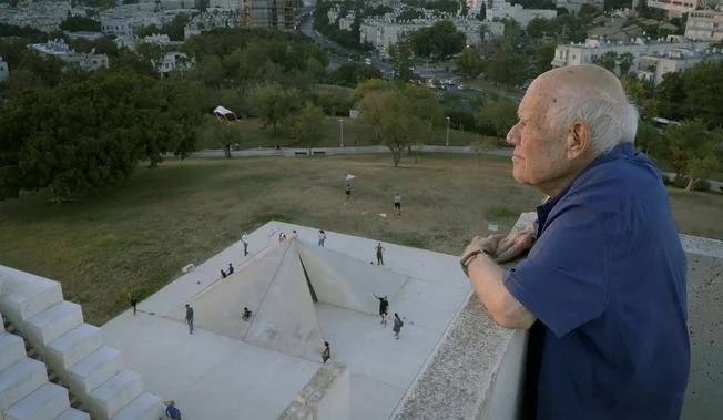 The Israeli sculptor Dani Karavan, as seen in Heymann's film.