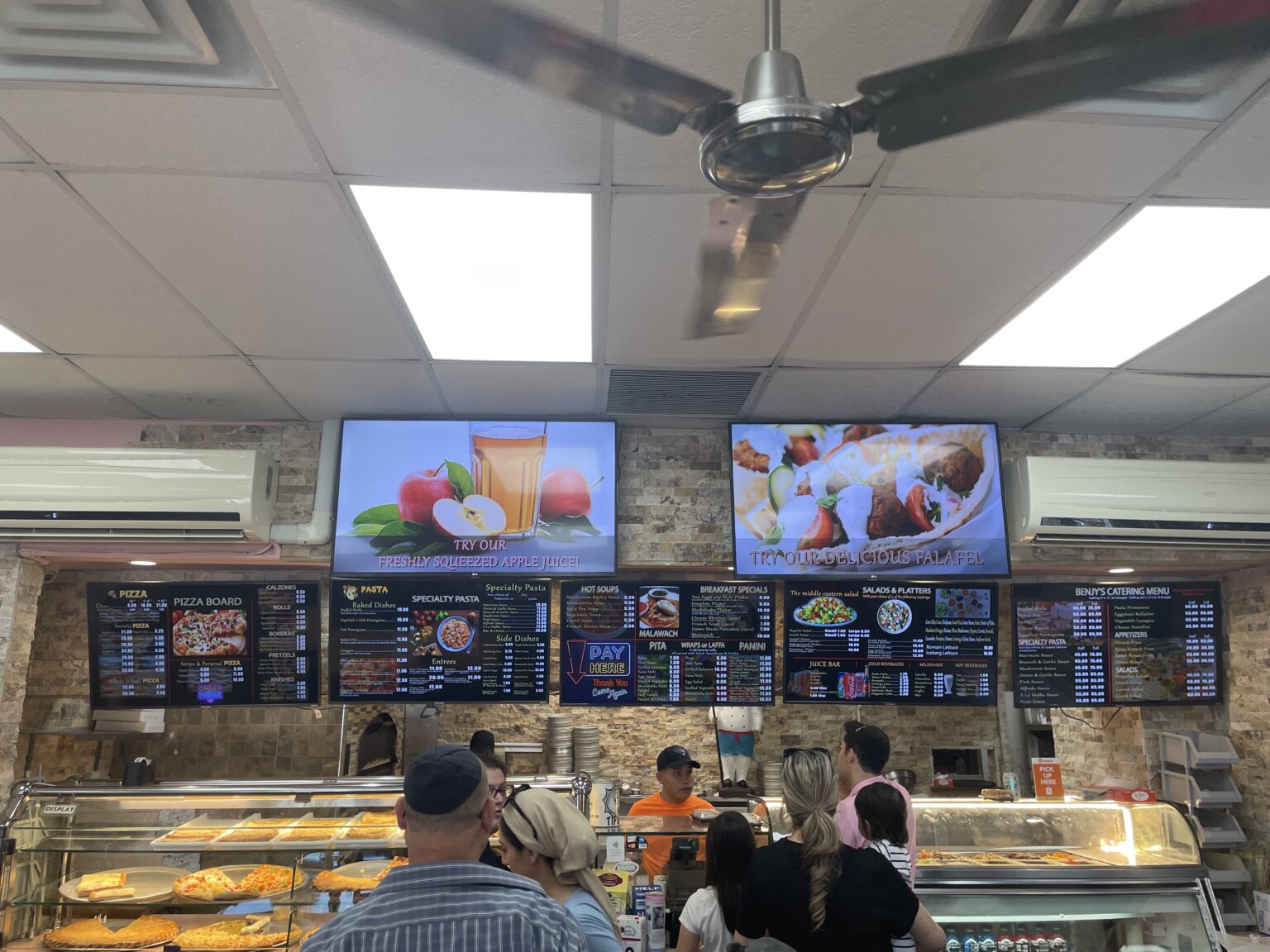 Who has New York City's best kosher pizza? The Forward