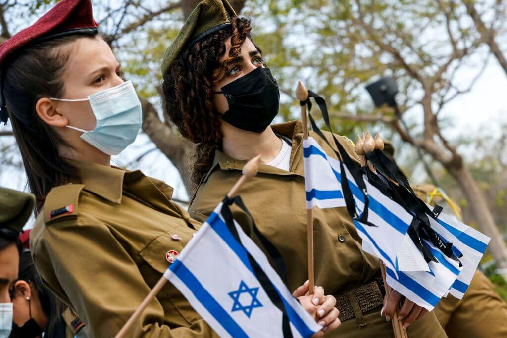 Israeli soldiers during Memorial Day 2021.