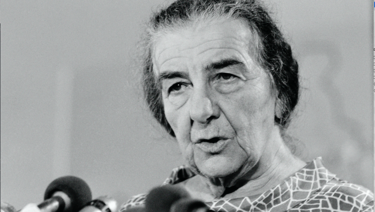 Golda Meir gives a press conference during the 1973 Yom Kippur War.