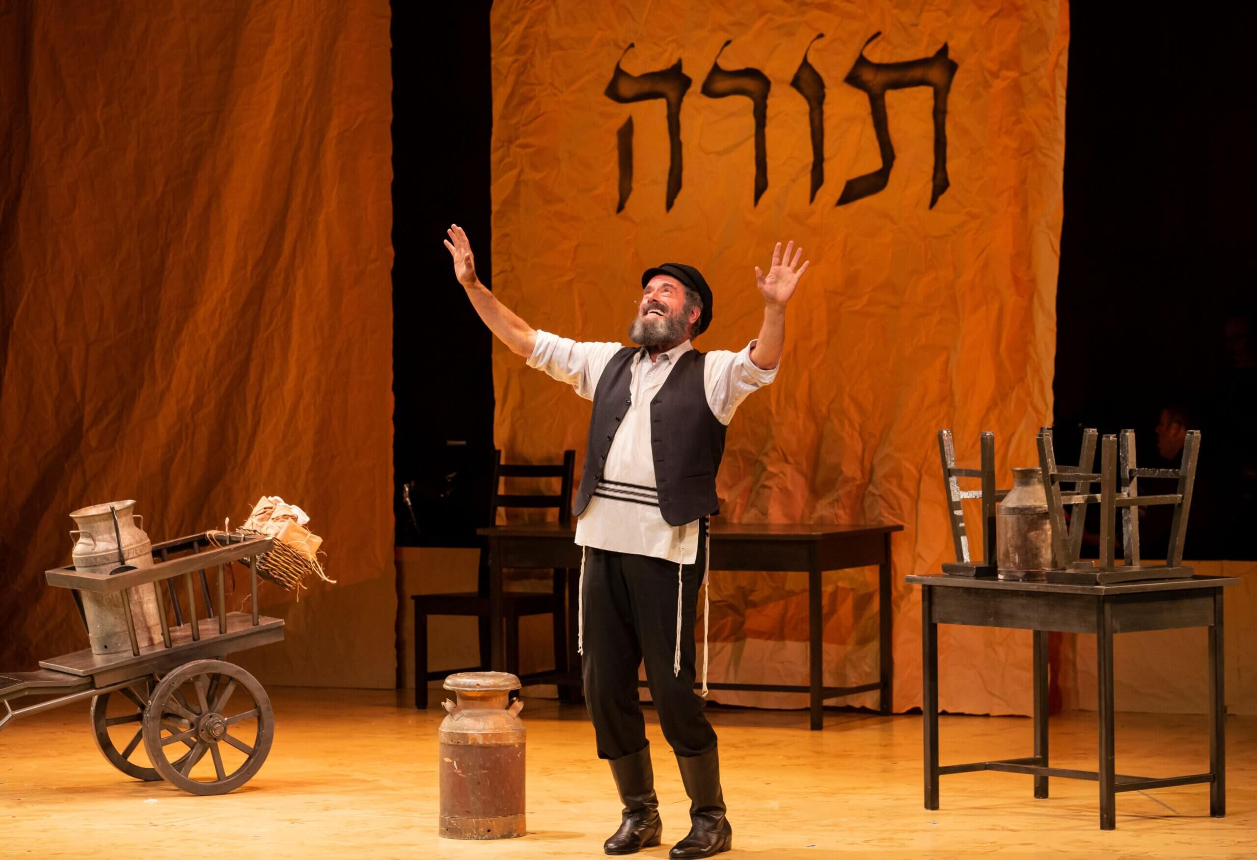 Yiddish ‘fiddler On The Roof Returns To New York With Director Joel