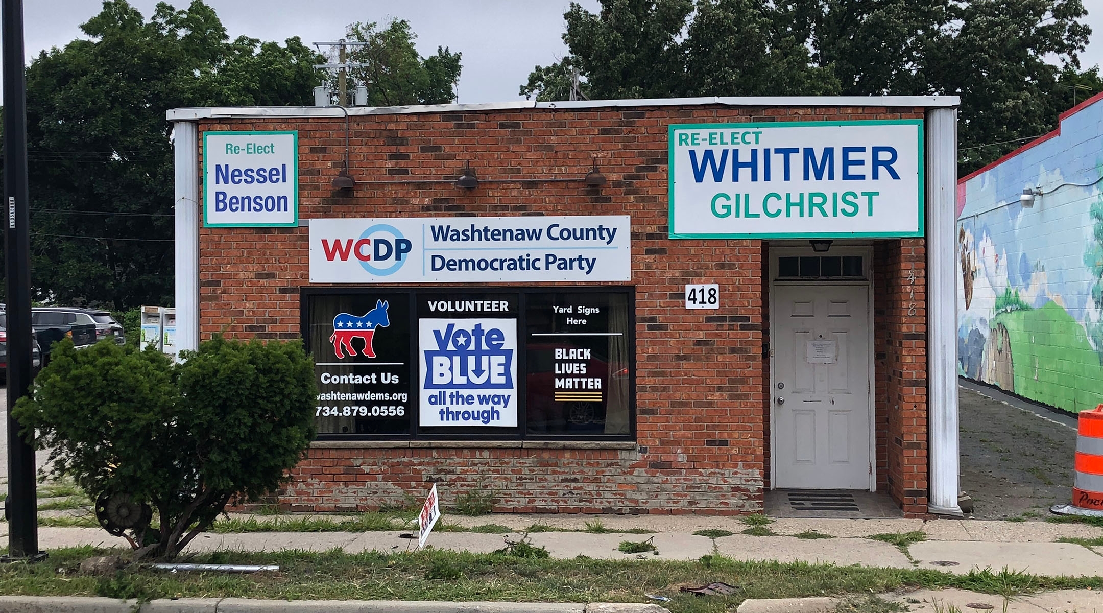 A Washtenaw County Democratic Party office in Ypsilanti, Michigan, Aug. 1, 2022. (Andrew Lapin/JTA)