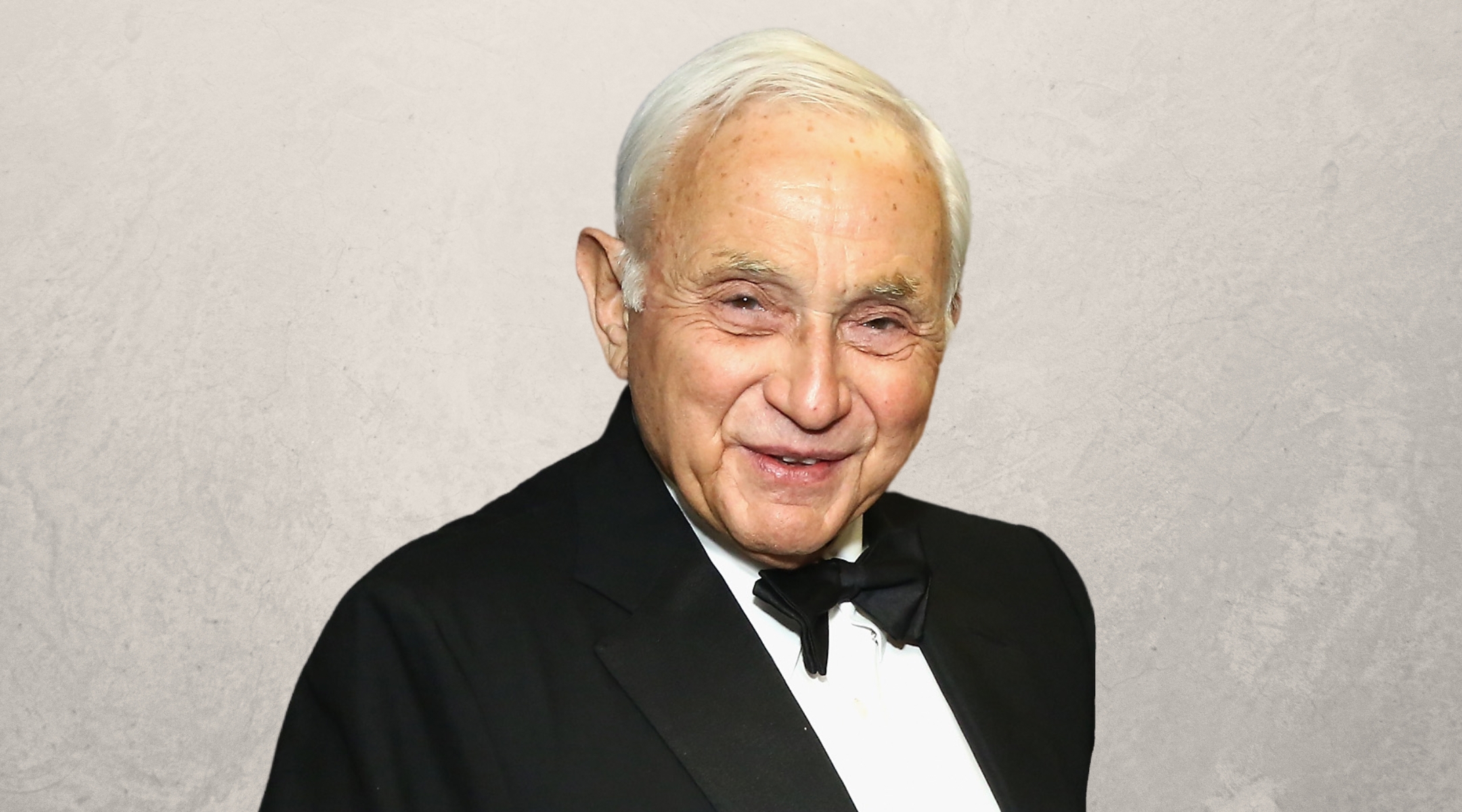 Businessman and philanthropist Leslie Wexner, above, had close business and personal ties with Jeffrey Epstein, who was awaiting trial on federal sex-trafficking charges before his suicide in 2019. (Astrid Stawiarz/Stringer/Getty Images)