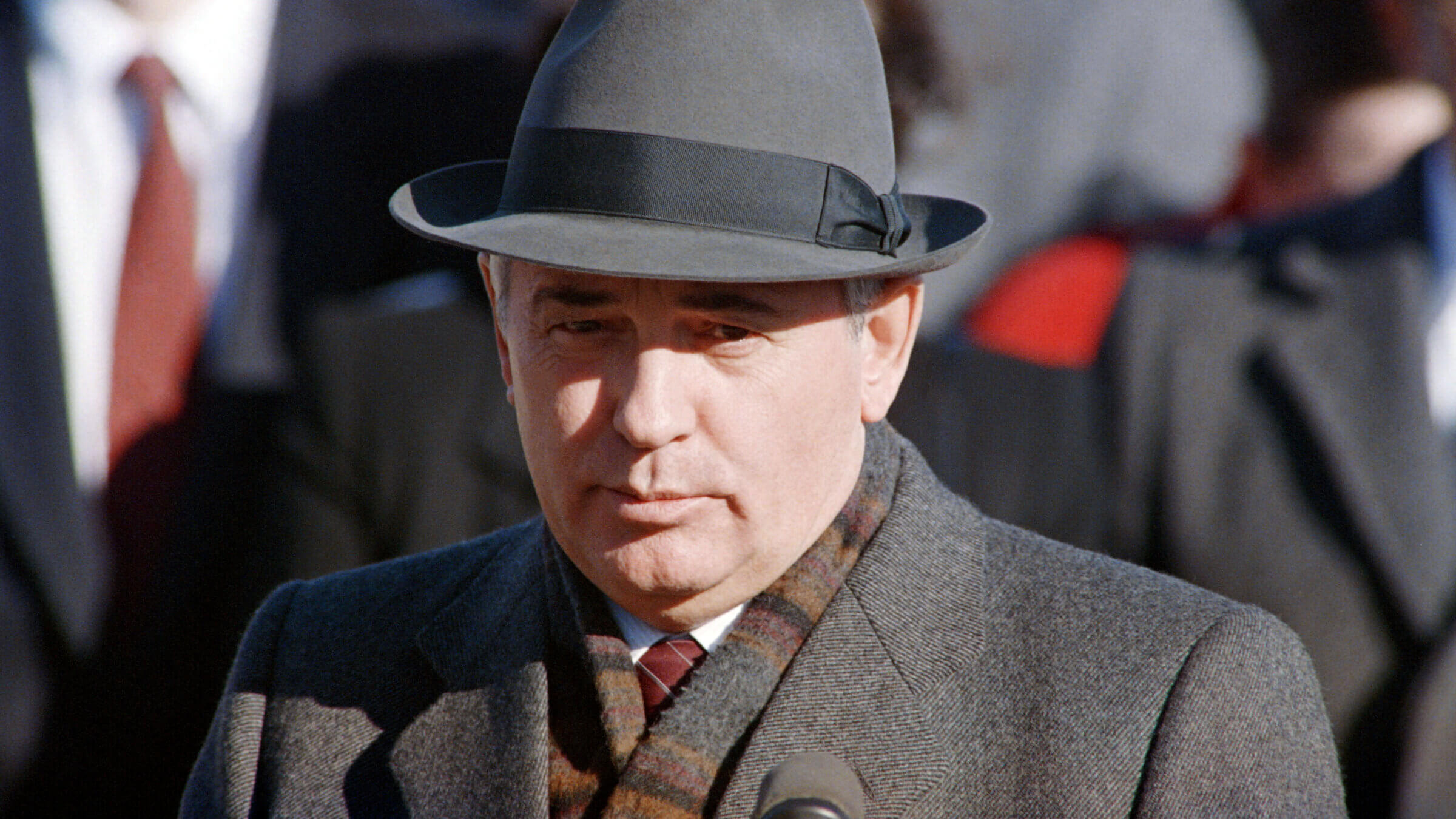 Mikhail Gorbachev talks to the press in New York, 1988.