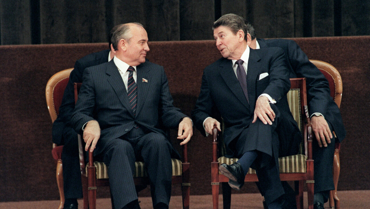 Former American president Ronald Reagan and former Soviet president Mikhail Gorbachev during the Geneva summit. 