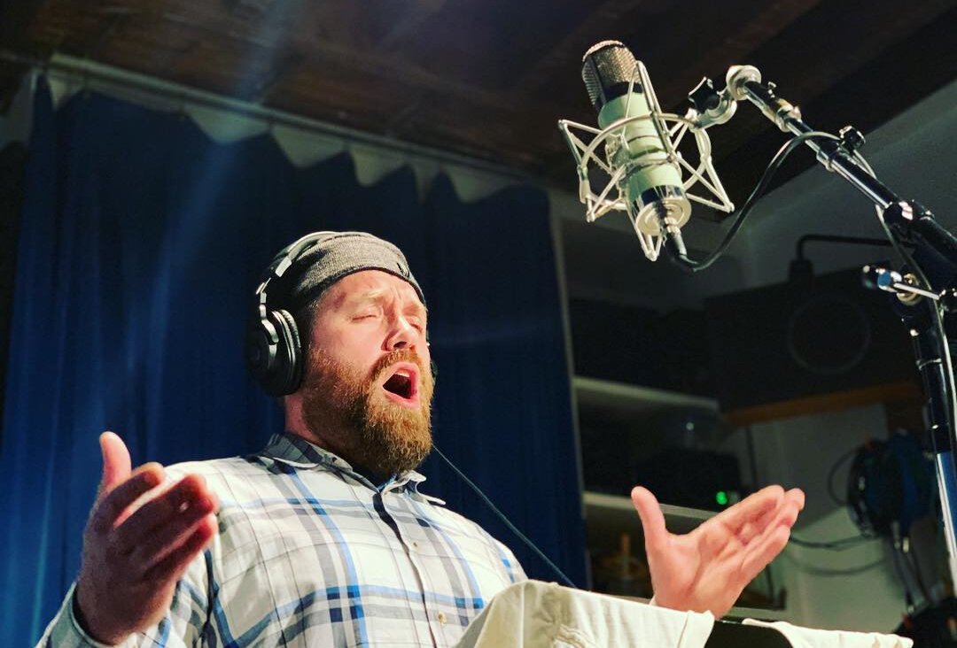 Yoel Kohn singing cantorial music on the album "Golden Ages: Brooklyn Chassidic Cantorial Revival Today" 