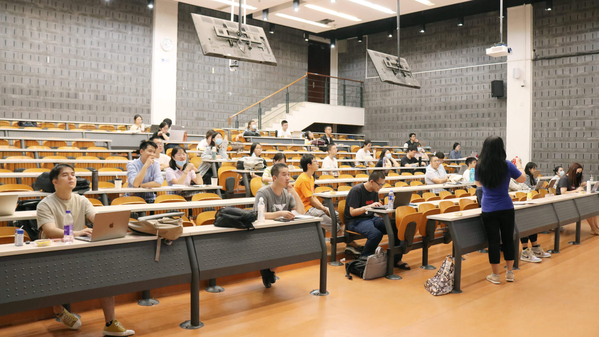 Yang Meng's Yiddish class at Peking University.