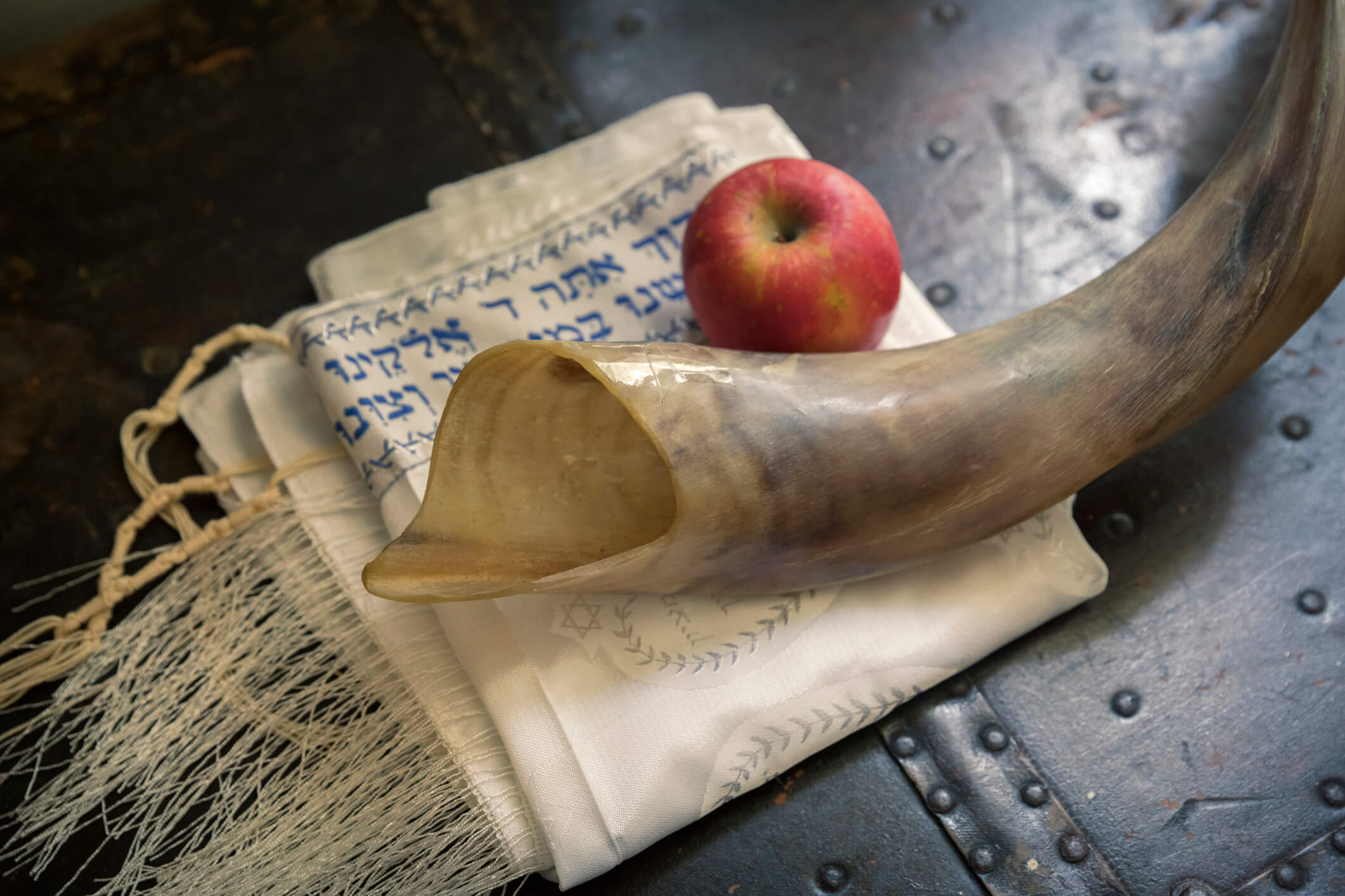 When is Rosh Hashanah? A guide to the 2023 Jewish New Year The Forward