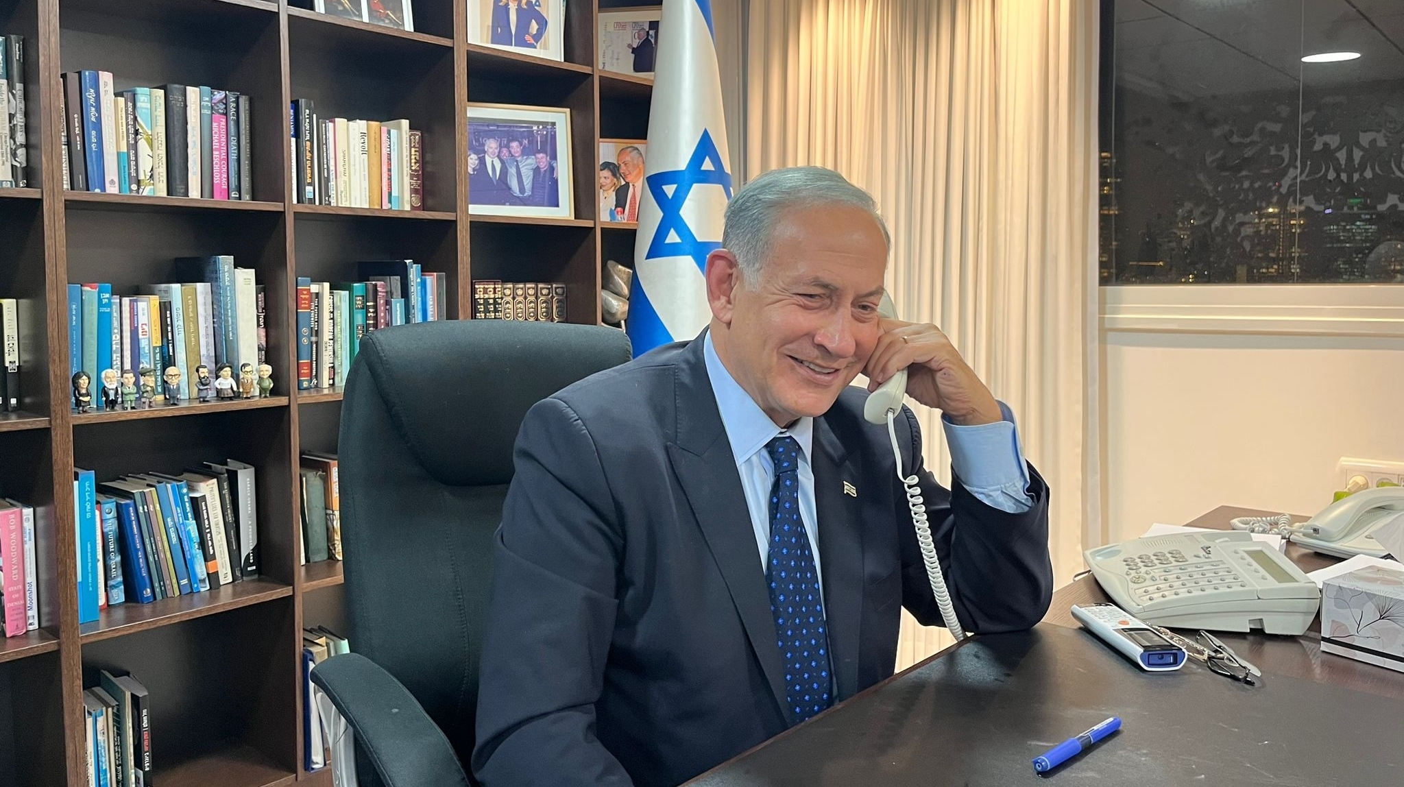 Benjamin Netanyahu speaks with President Joe Biden from his office in Jerusalem, Nov. 7, 2022. (Office of Benjamin Netanyahu.)