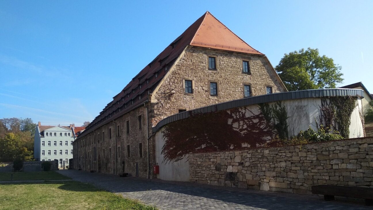 Researchers analyzed bodies found in the Jewish cemetery of Erfurt, upon which a granary was built in the 15th century. (Shai Carmi)