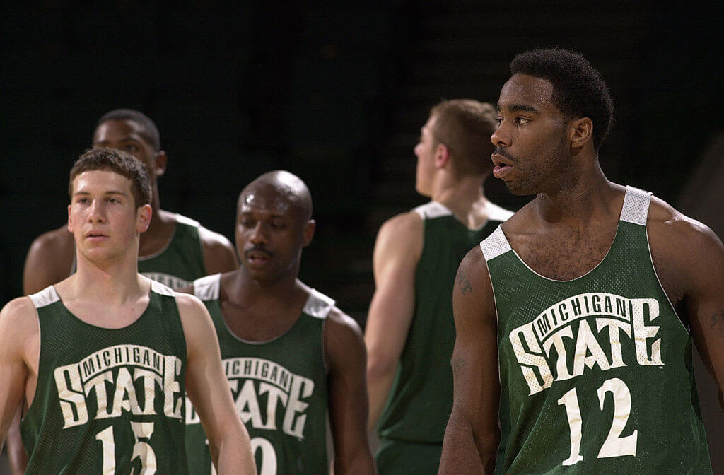 Mat Ishbia (#15) with his Michigan State teammates during the Spartans' run to the 2000 NCAA championship.