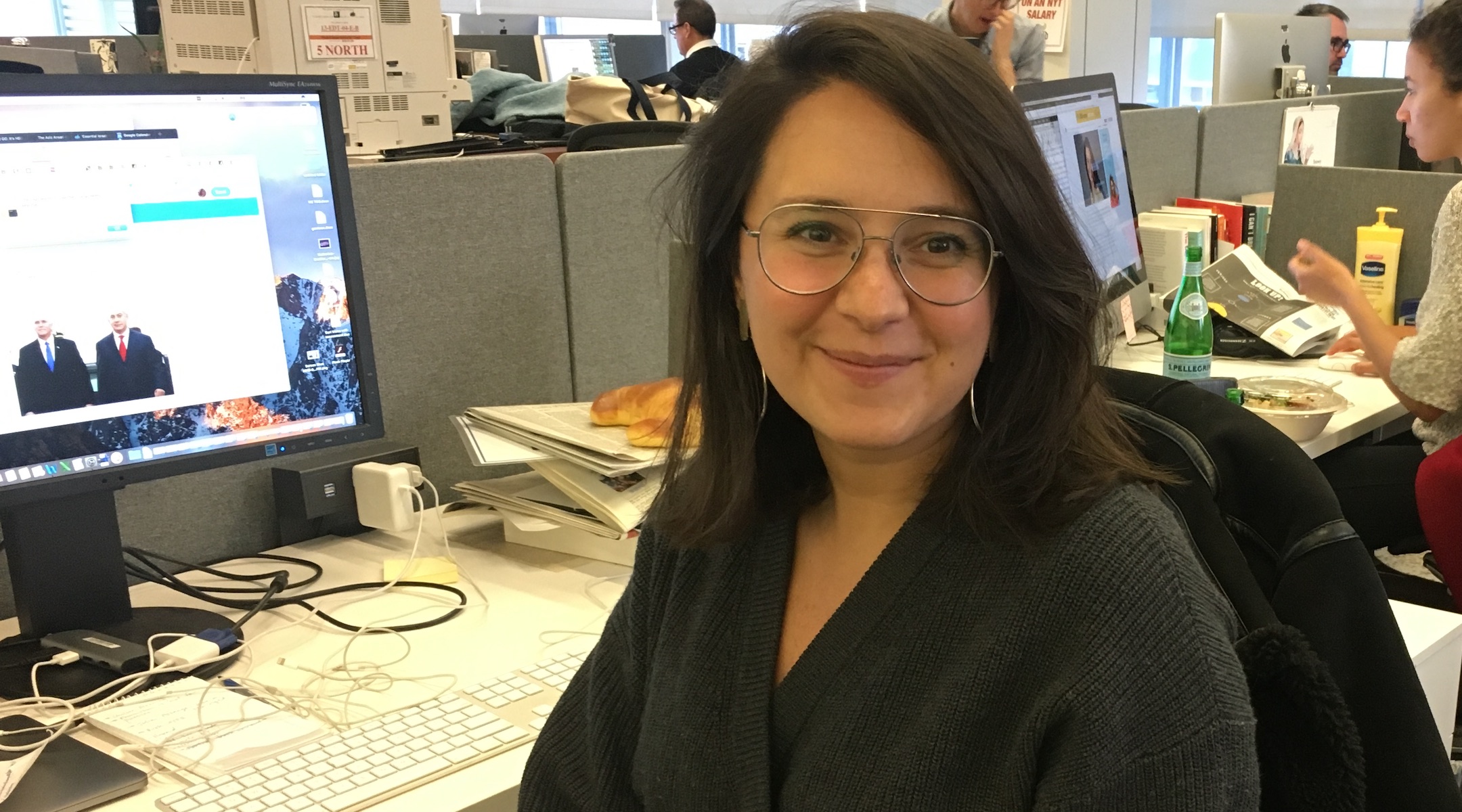 Bari Weiss in the New York Times newsroom in 2018. (Josefin Dolsten)