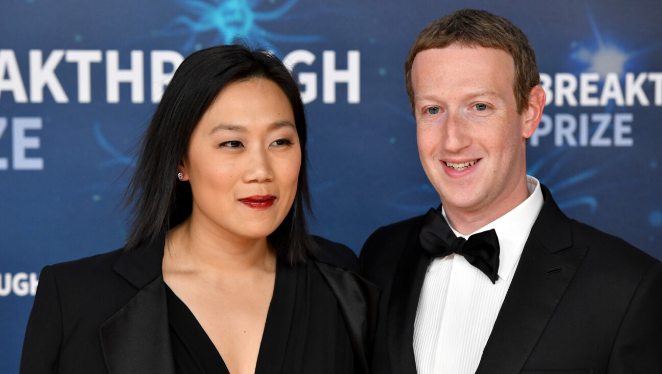 Priscilla Chan and Mark Zuckerberg attend the 2020 Breakthrough Prize Red Carpet at NASA Ames Research Center in Mountain View, California on Nov. 3, 2019. (Ian Tuttle/Getty Images for Breakthrough Prize )