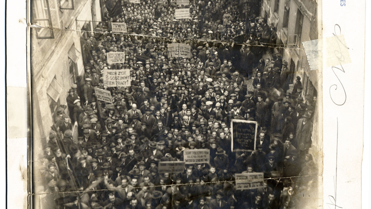 A Bundist meeting in Warsaw, Poland, circa 1920s.