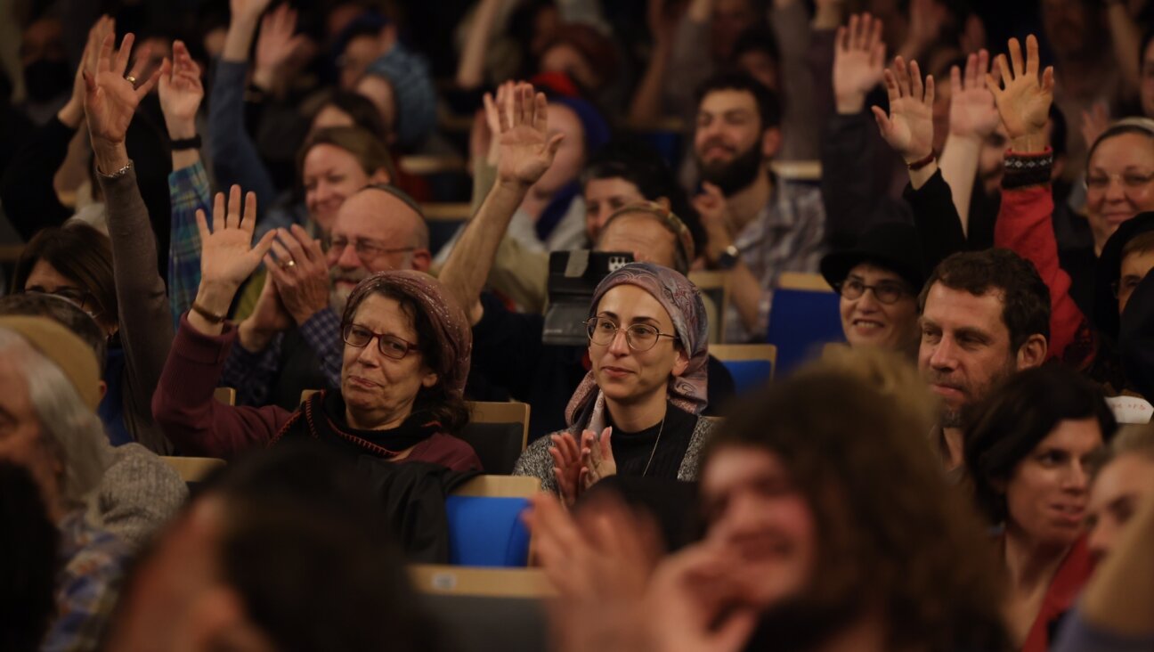 Attendees at the kickoff meeting of Smol Emuni, or the Faithful Left, in Jerusalem’s Heichal Shlomo Synagogue, Jan. 25, 2023. (Photo by Gilad Kavalerchik)