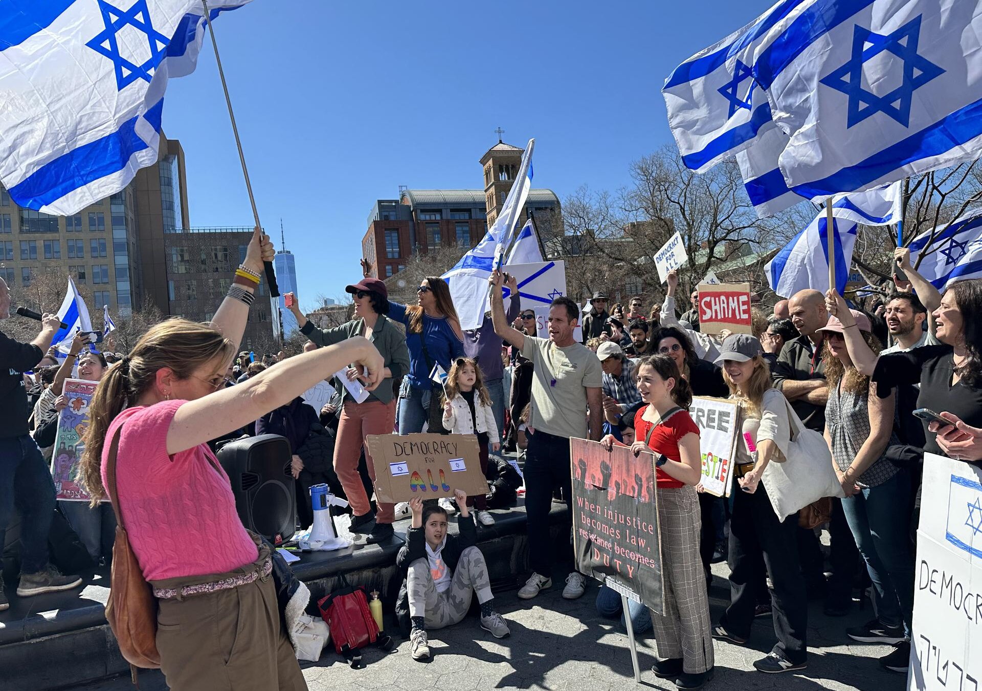 The protesters in New York’s Washington Square Park March 26 were almost all Israeli. (Photo by Oz Benamram)