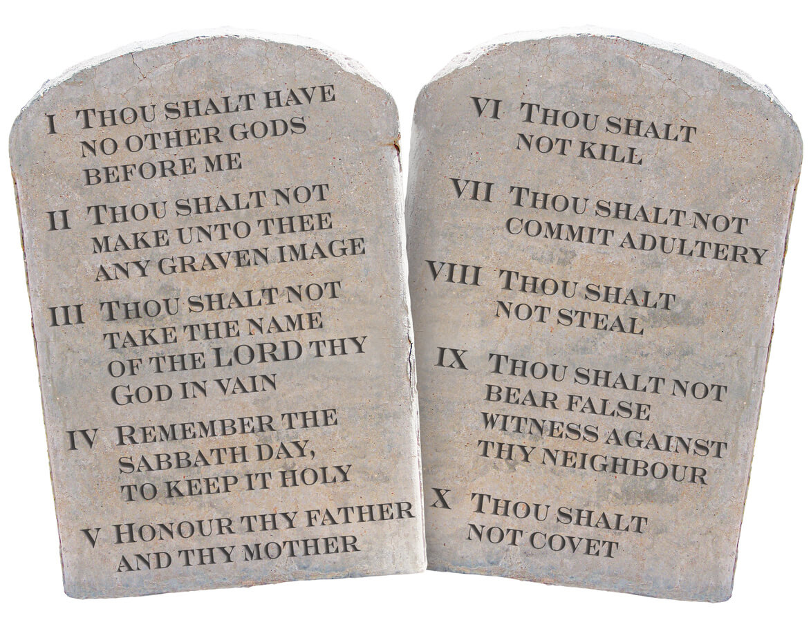 A civil liberties group has condemned a Texas bill that would require the Ten Commandments to be displayed in all public elementary and high school classrooms. 