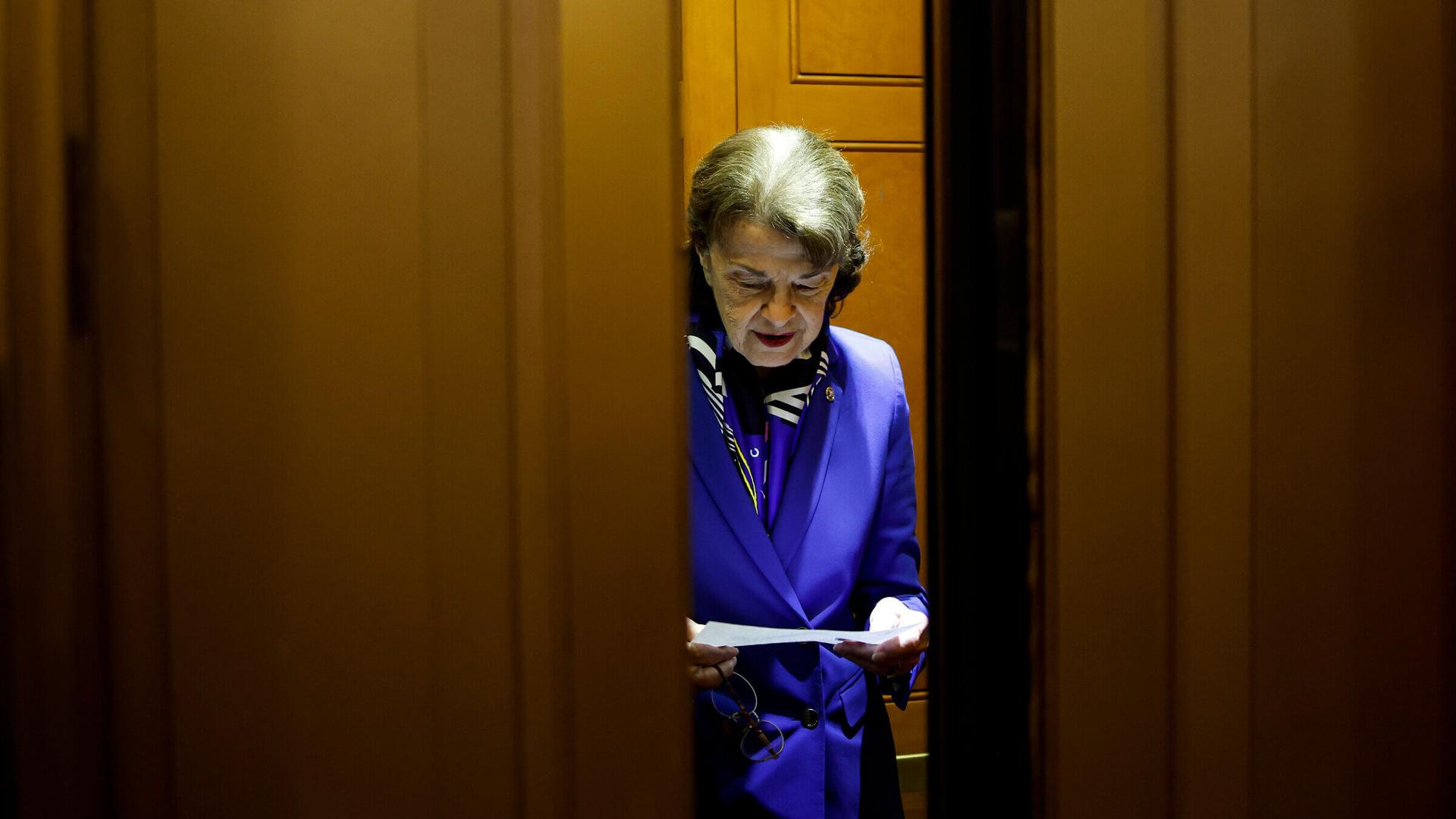 Sen. Dianne Feinstein departs from the Senate Chambers on Dec. 5, 2022. (Getty)