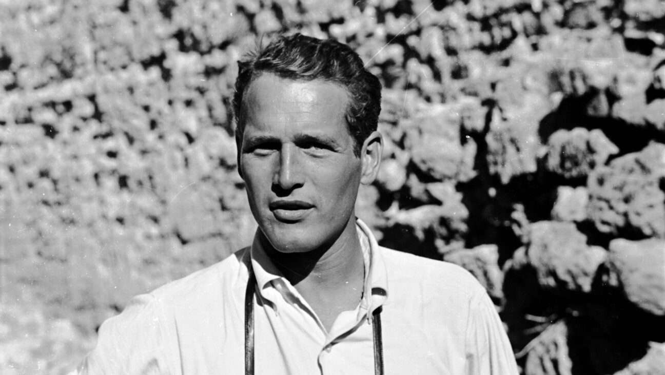 Actor Paul Newman visits Masada, in Israel, in 1959, while he was there filming the movie "Exodus". (Photo by Leo Fuchs/Getty Images)