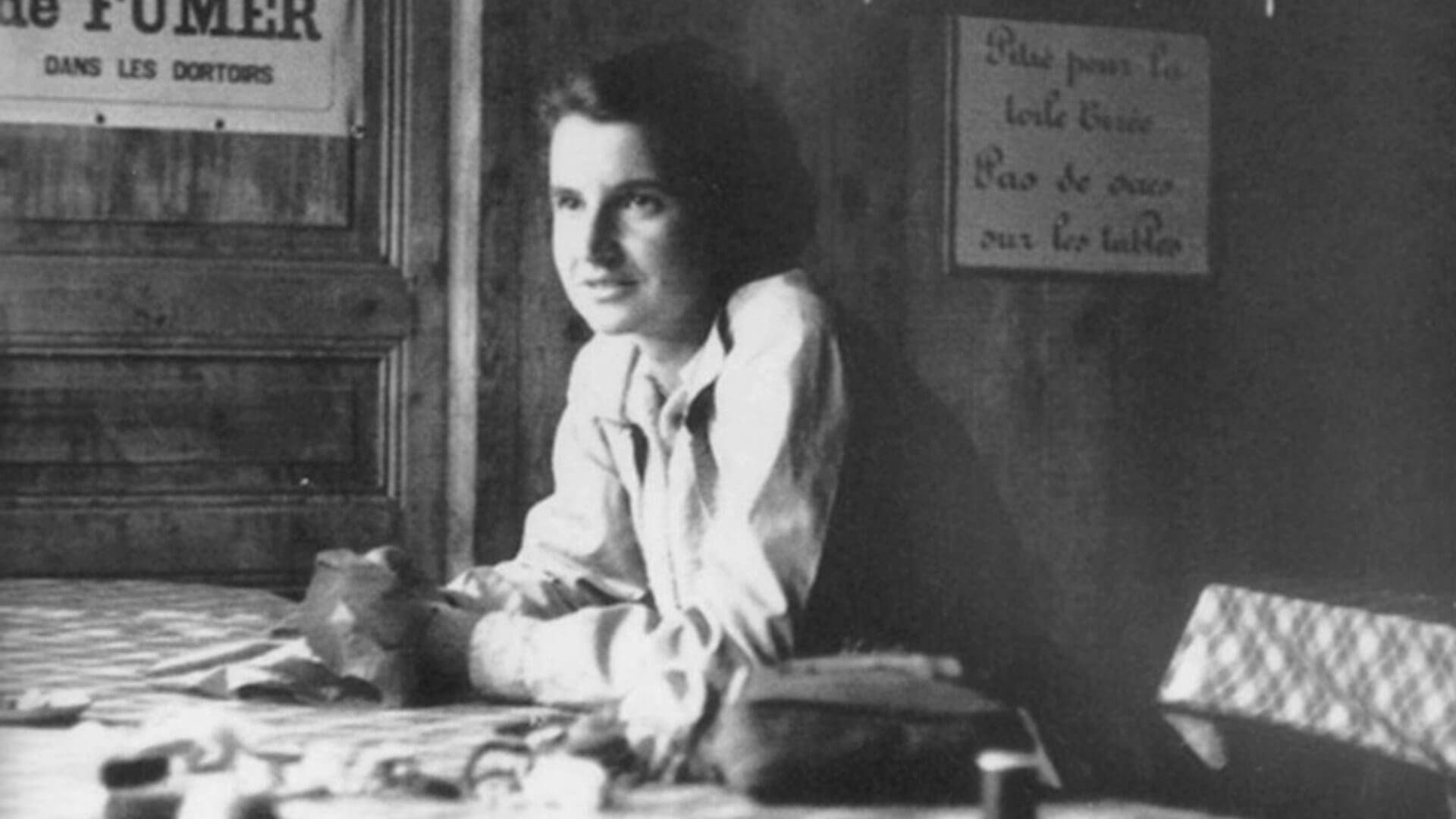 Rosalind Franklin's X-ray photographs paved the way for Watson and Crick's Nobel Prize.