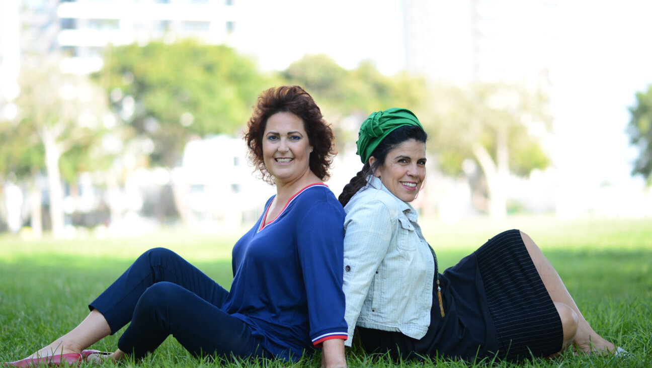 Limor Eisner, left, received a kidney from Evelyn Hazut, right, through Matnat Chaim, an Israeli nonprofit that encourages people to donate organs while they are alive and well.