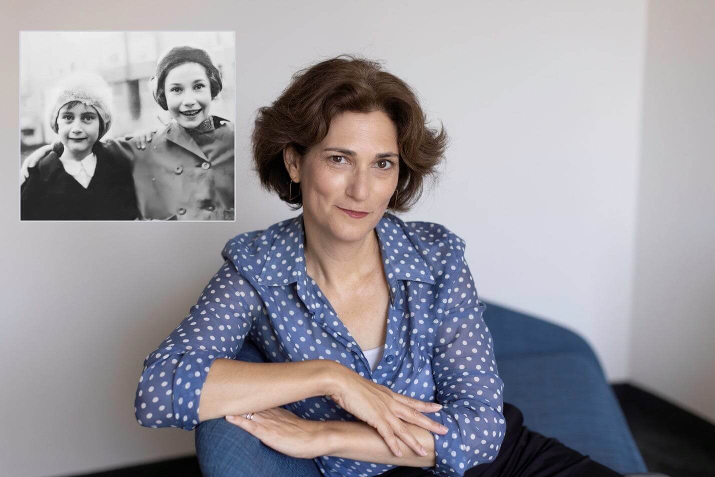 Author and journalist Dina Kraft, next to a photo of Hannah Goslar and Anne Frank.