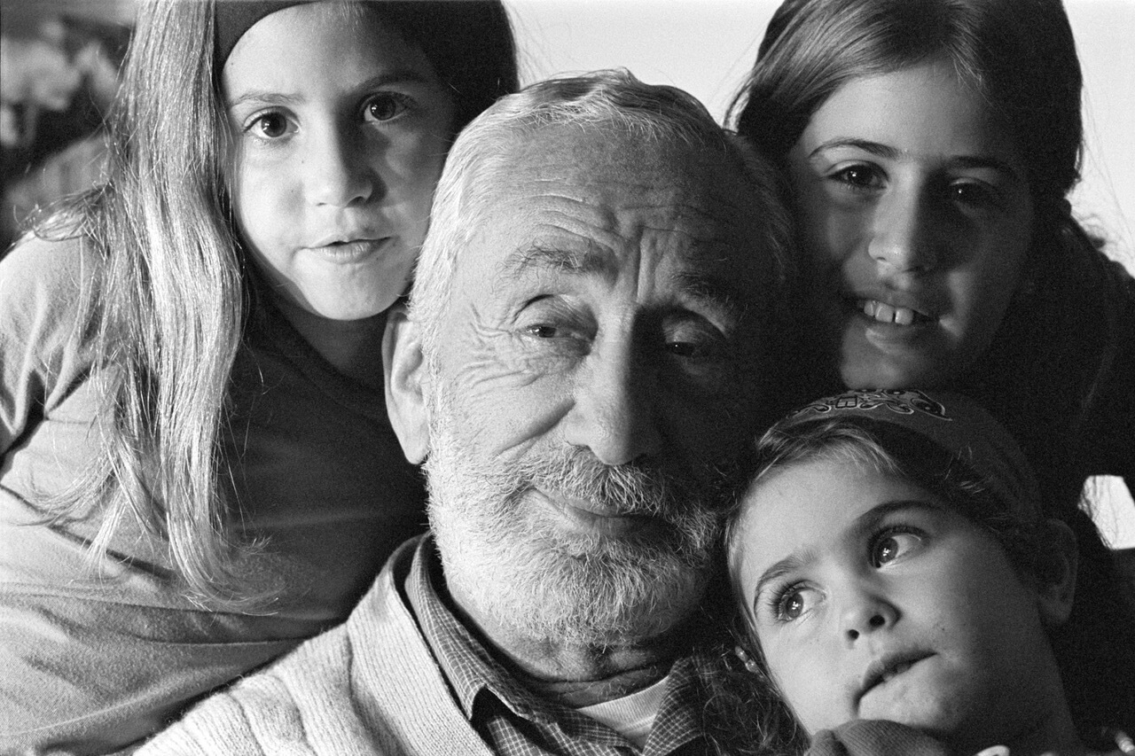 <i>Holocaust Survivor</i>, Buenos Aires, Argentina, 2002.