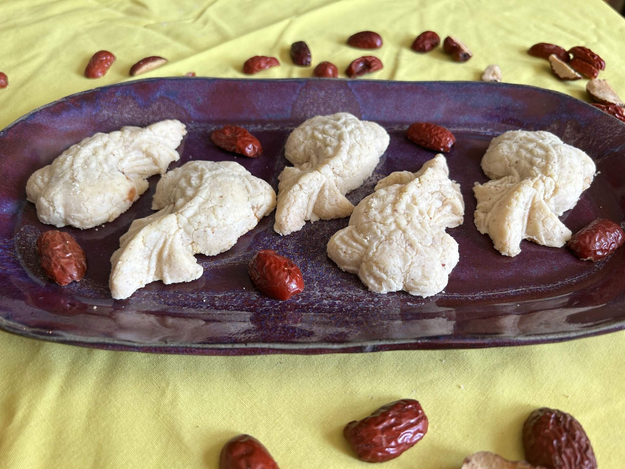 Rosh Hashanah cookies for a sweet new year