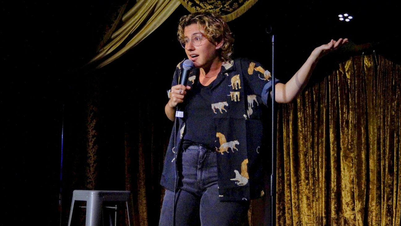 Raye Schiller, who grew up in an Orthodox comunity in Queens, is hosting an all-Jewish, all-queer lineup for New York Comedy Festival. (Courtesy of Schiller)
