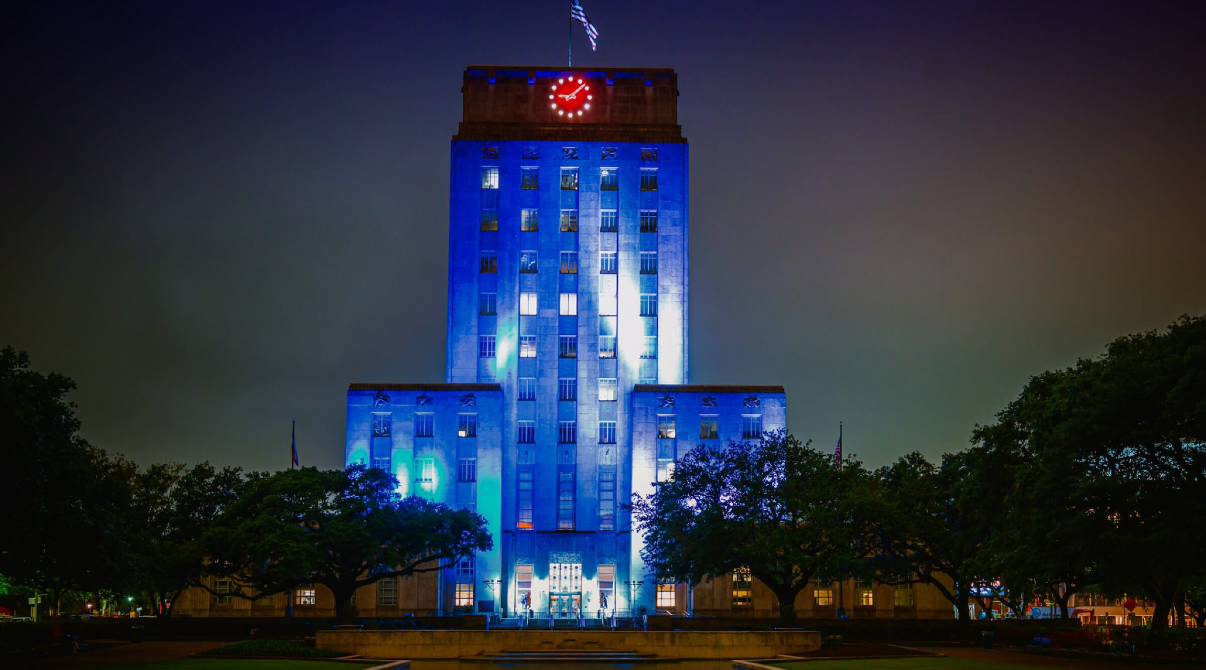 The city hall building in Houston, Texas, lit up for Israel's independence day in April 2021