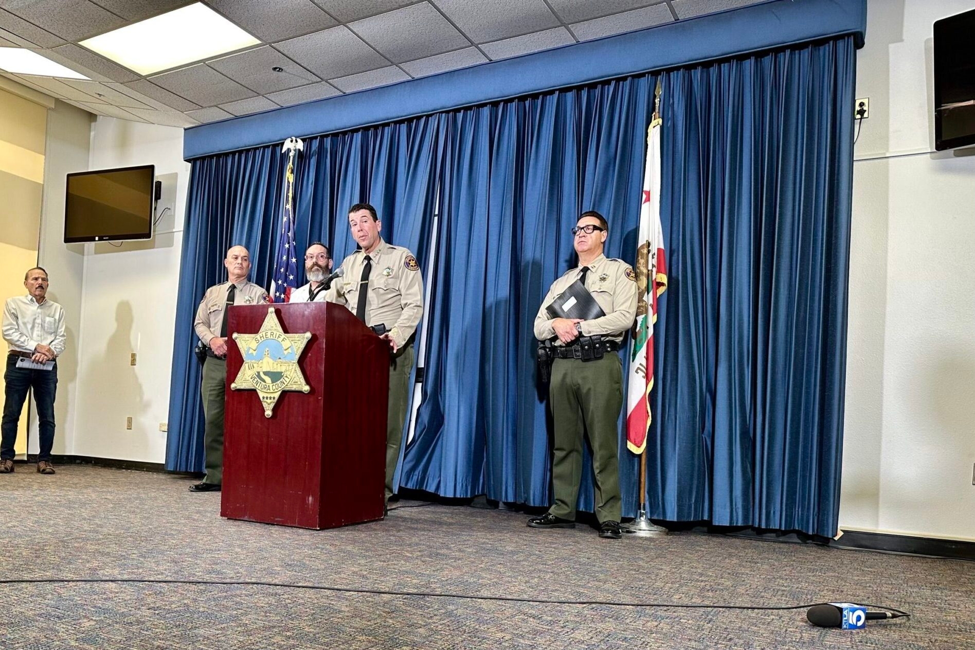 Sheriff James Fryhoff of Ventura County, California, speaks at a press conference about the death of Paul Kessler, Nov. 7, 2023. (Jacob Gurvis)