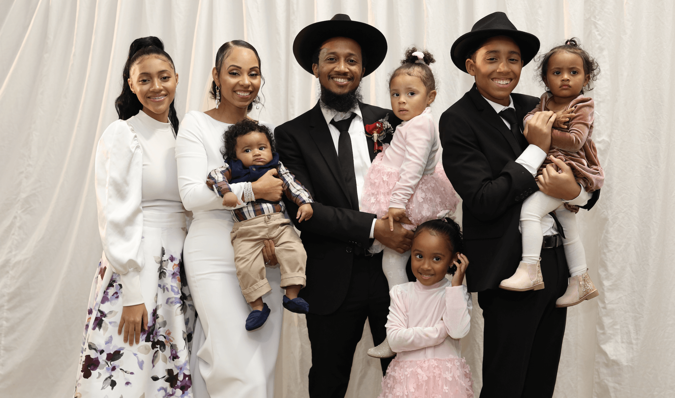 Akiva and Chava Hart and their six children converted to Judaism on Nov. 5, 2023. Then the married couple got  married again in a  Jewish ceremony.