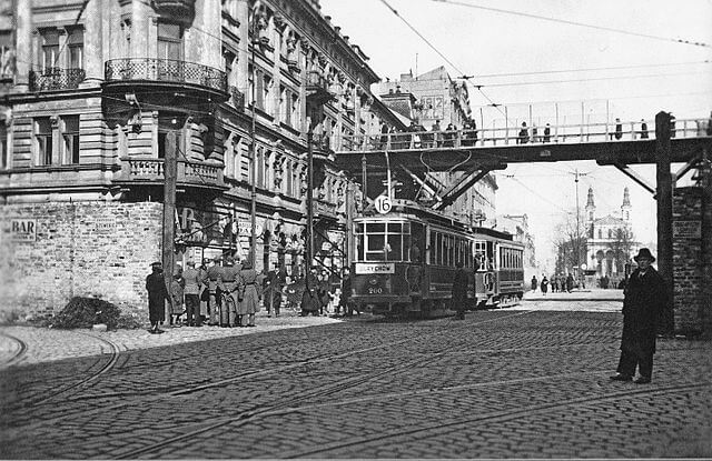 Many of the songs featured in <i>Amid Falling Walls</i> came out of the Warsaw Ghetto.
 