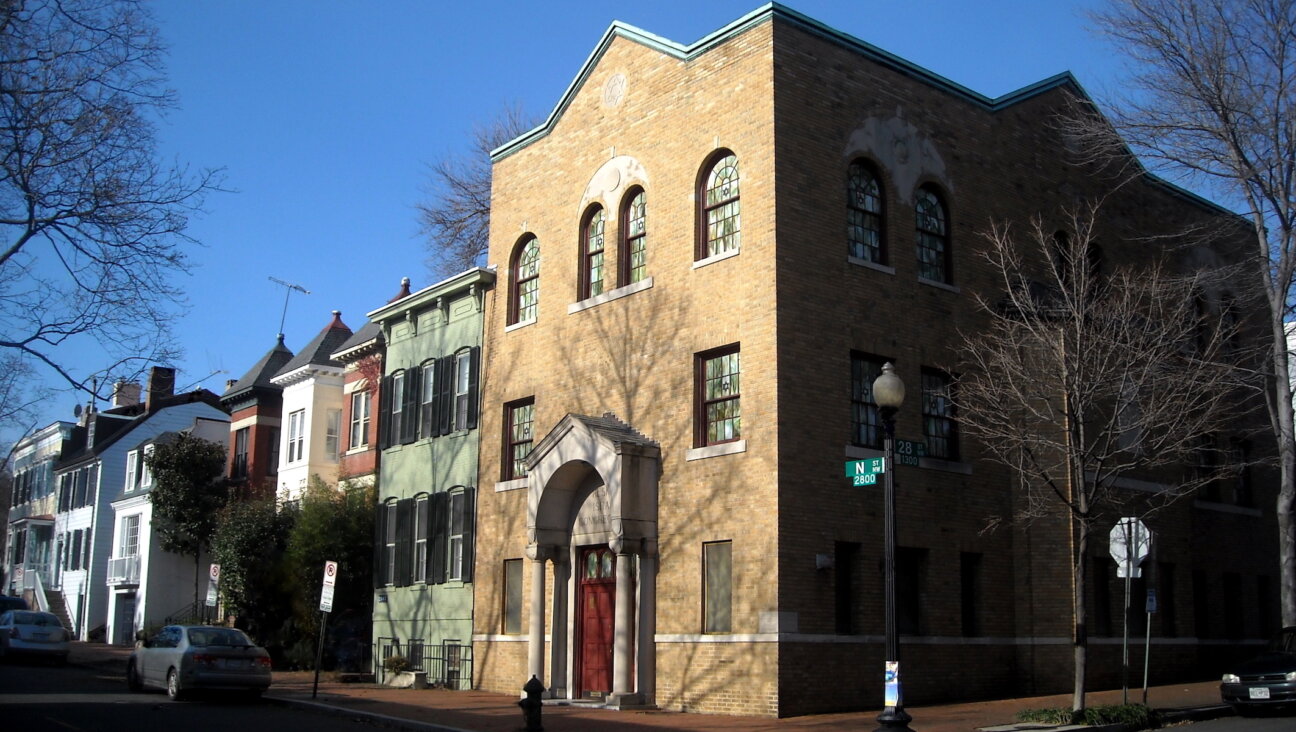 Kesher Israel, located on the northwest corner of 28th and N Streets, N.W., in the Georgetown neighborhood of Washington, D.C., December 10, 2009. (AgnosticPreachersKid via Creative Commons)