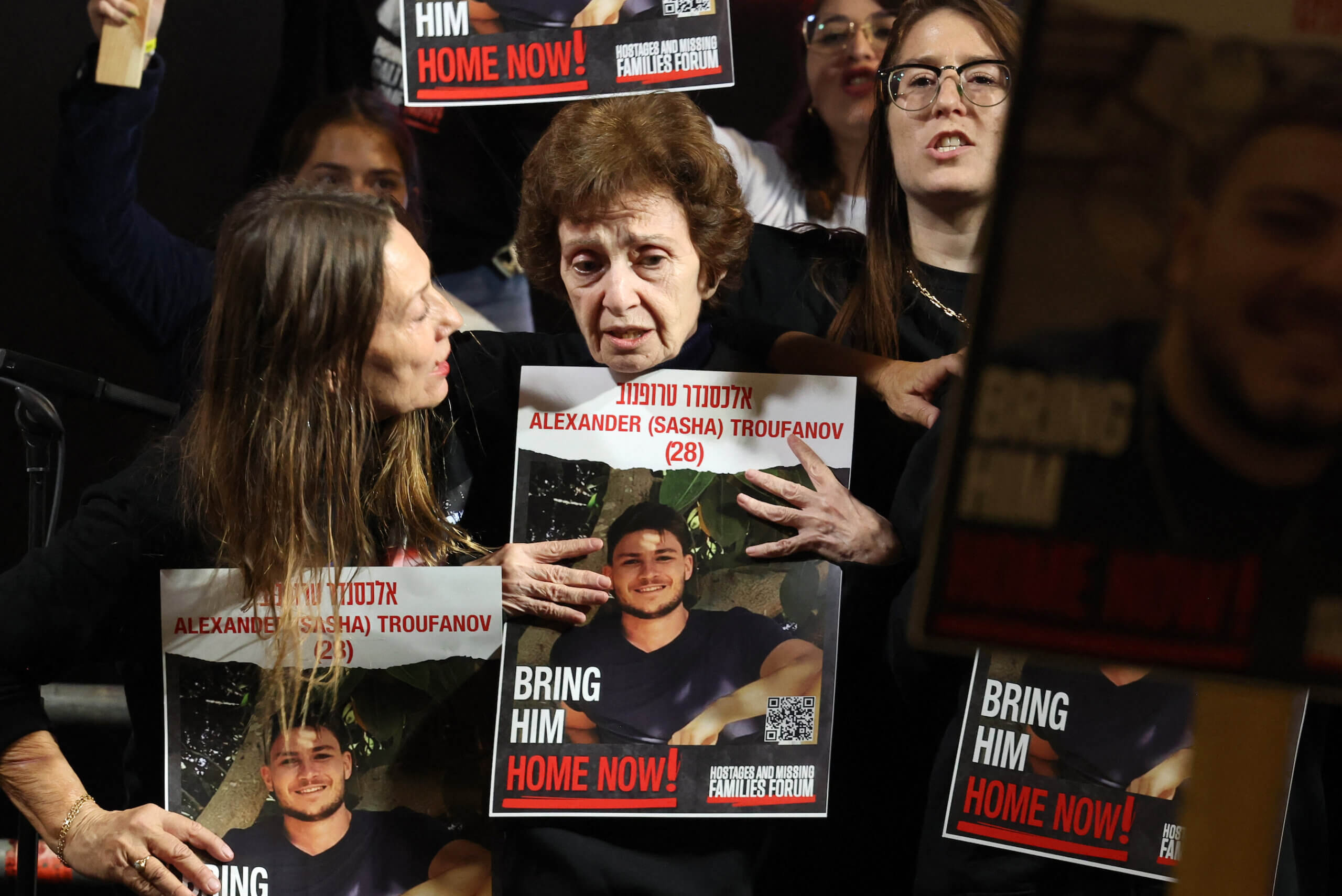 ‘Overwhelmed with joy and sadness’: Freed hostages speak publicly for first time at Tel Aviv rally – Forward