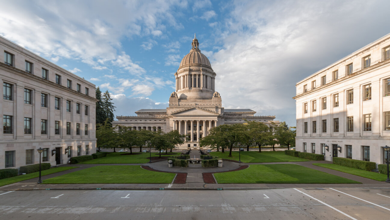 The Washington State Capitol legislative building in Olympia, Washington, September 23, 2013. (Martin Kraft via Creative Commons)