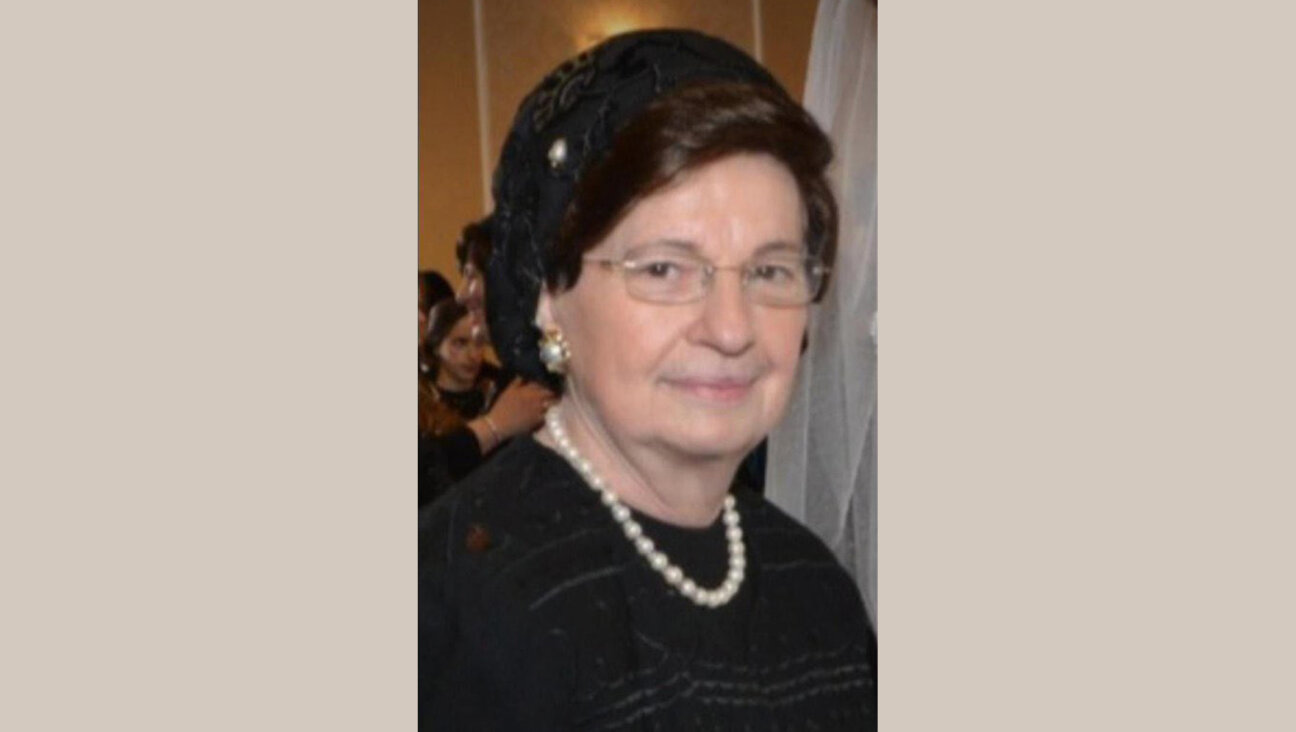 Chaya Chana Twersky helped her husband, Rabbi David Twersky, establish the Skverer Hasidic community in exurban New York.(matsav.com)