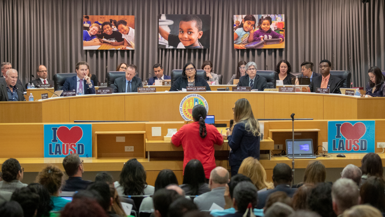 The Los Angeles Unified School District board during a Board of Education meeting, Jan. 29, 2019. (Allen J. Schaben/Los Angeles Times via Getty Images)
