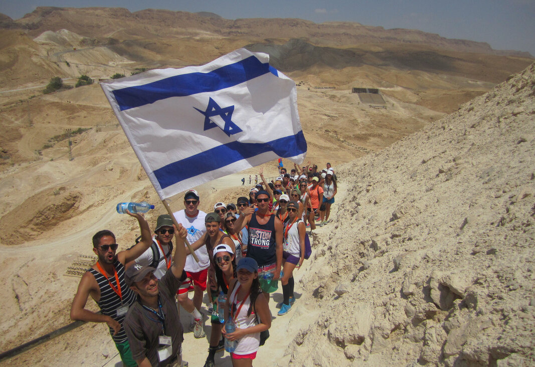 Participants in a Birthright Israel trip.