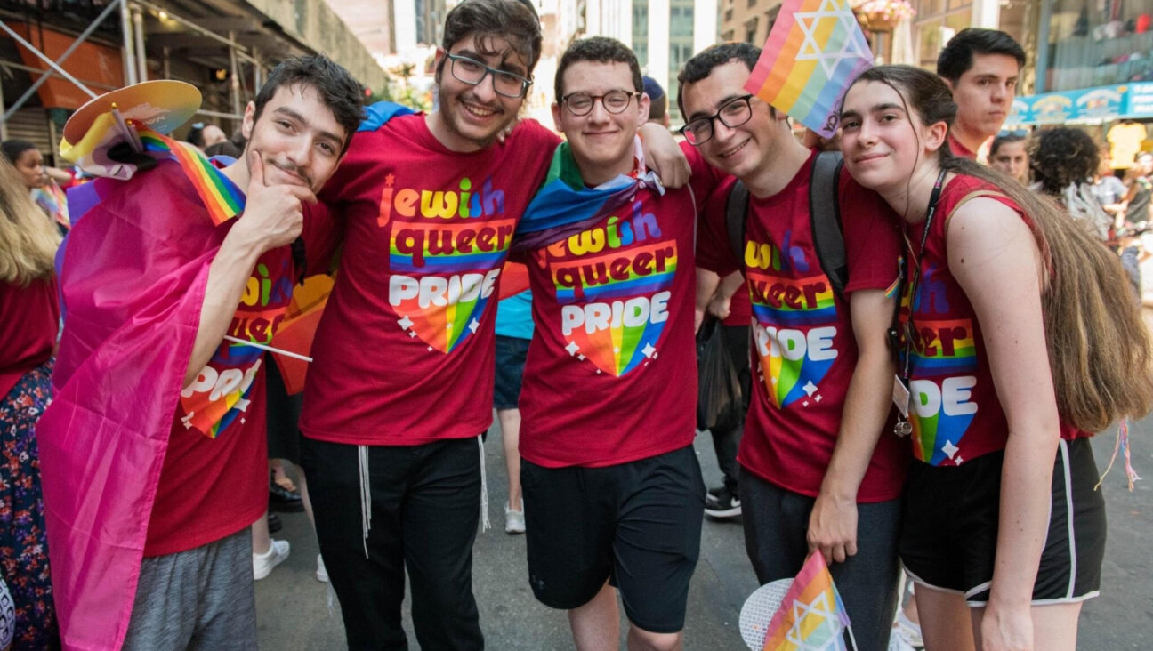 Members of Jewish Queer Youth marching in the 2022 NYC Pride March.