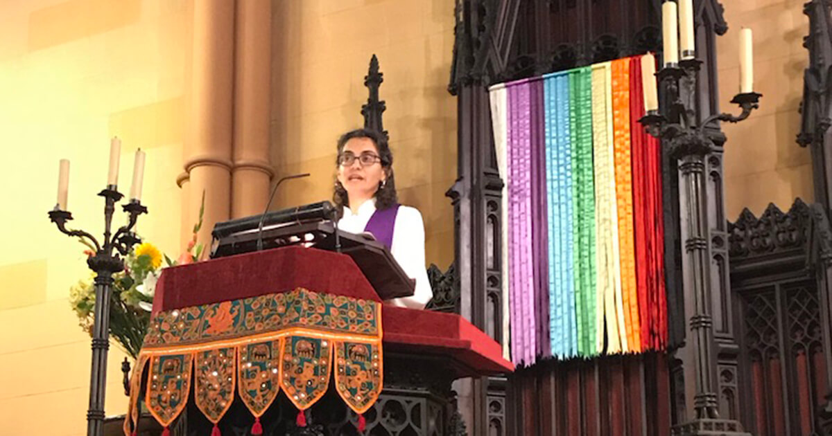 Rev. Ana Levy-Lyons delivering a sermon at the First Unitarian Congregational Society in Brooklyn. 